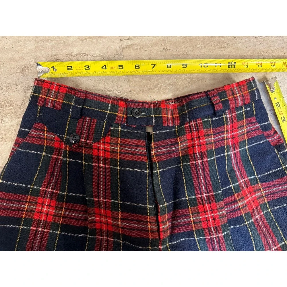 G.J. Forbes Vintage Plaid High Waisted Shorts Red Navy Blue Pleated Made‎ in USA